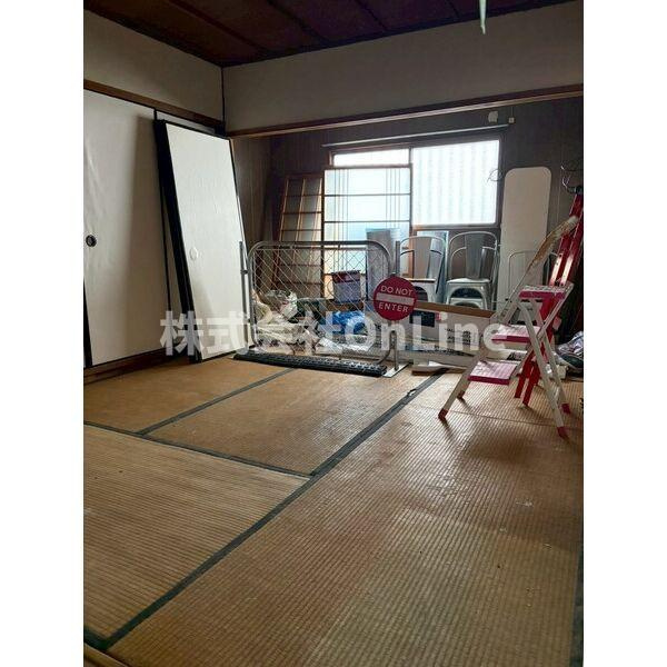 八尾市植松町貸家の和室