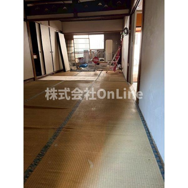 八尾市植松町貸家の収納
