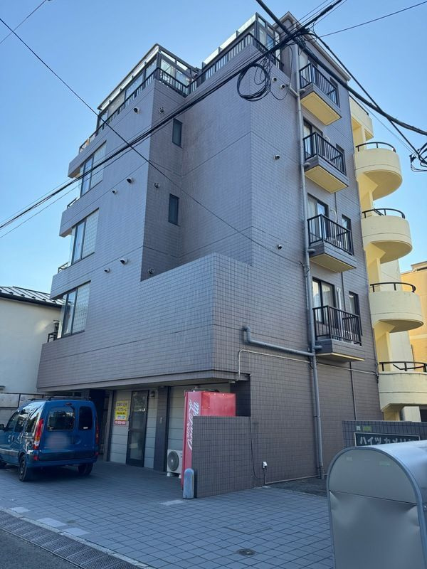 ハイツカメリヤの外観