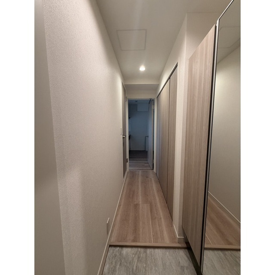 【玄関】ウェルスクエア要町 