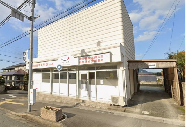 葉山2丁目Mテナントの外観