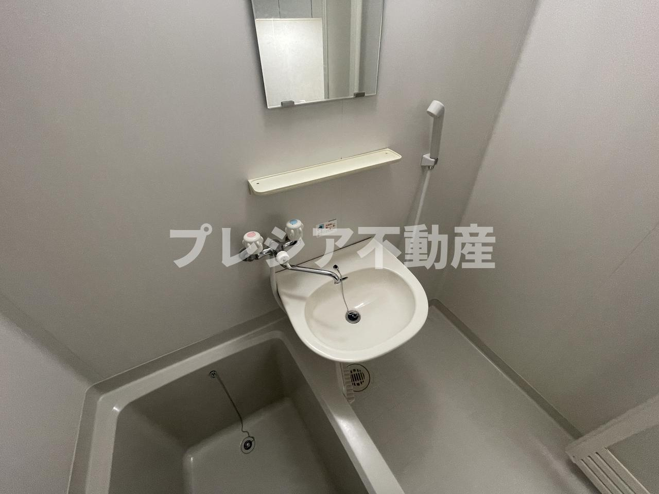 ラッキータウン 2番館の浴室