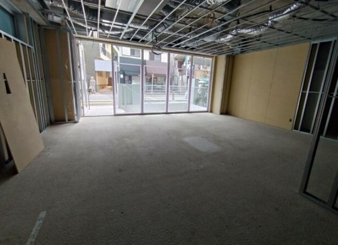 世田谷区代沢５丁目の店舗一部