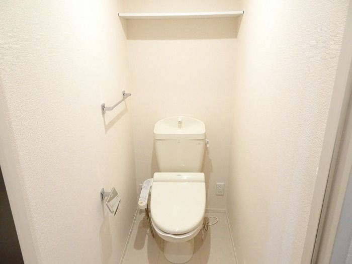 ピアヒルズ桜ヶ丘　Ｃのトイレ|清潔感のあるトイレです