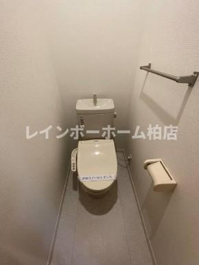 特典：仲介手数料が無料です!!のトイレ|温水洗浄便座です