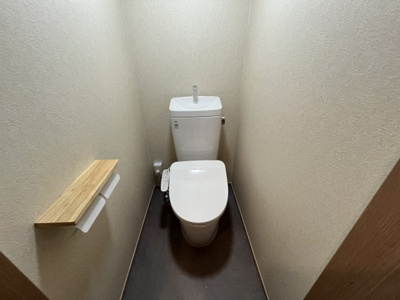 【トイレ】 | 河原町M邸貸家 | トイレ2カ所あります