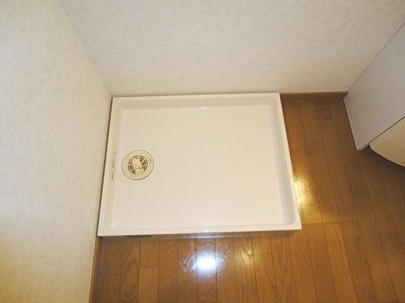 サンライズ東櫛原の設備|室内に洗濯機置き場があります