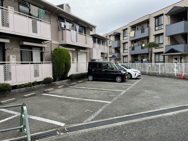 本町北パークハイムⅡの駐車場