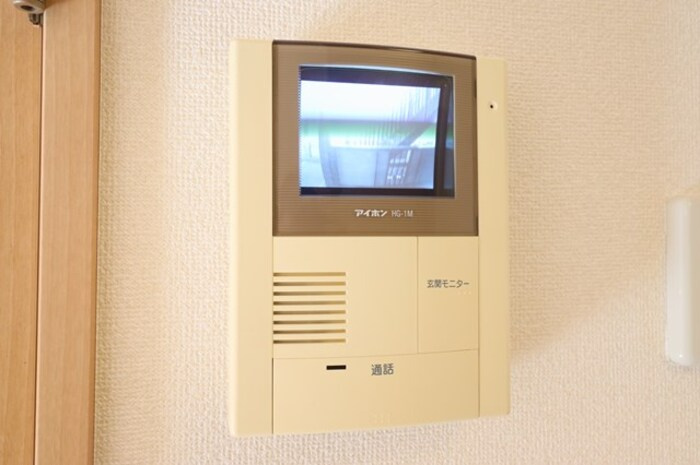 ルミエールのセキュリティ|モニター付インターホン