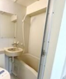 横浜市保土ケ谷区岩井町の賃貸マンションの浴室