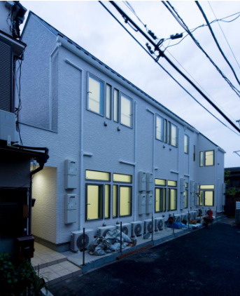 足立区千住寿町のアパート