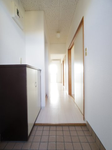 ニューブライトマンションの玄関|※他号室写真です