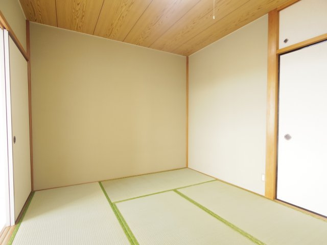 ニューブライトマンションの玄関|※他号室写真です