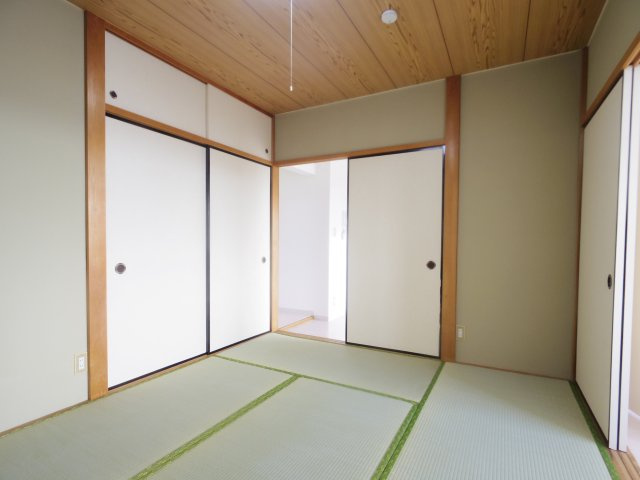 ニューブライトマンションの玄関|※他号室写真です