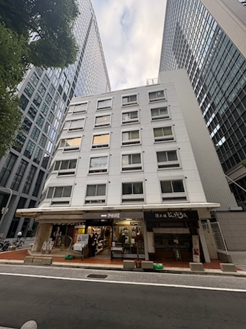 淀屋橋ホワイトビル4階の外観