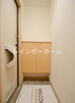 ルミエール（志木）の玄関