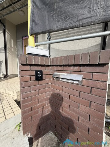 小田原市小竹　中古戸建の玄関