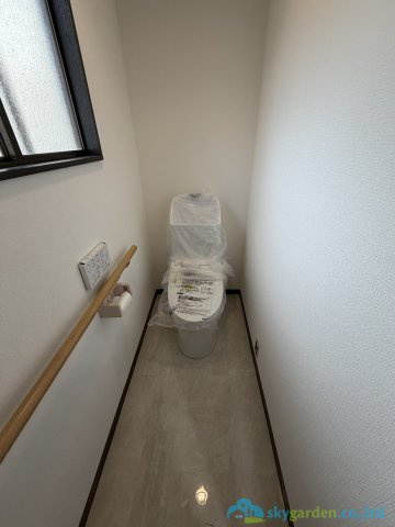 小田原市小竹　中古戸建のトイレ