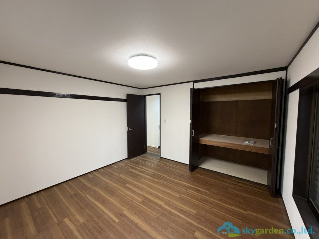 小田原市小竹　中古戸建の洋室