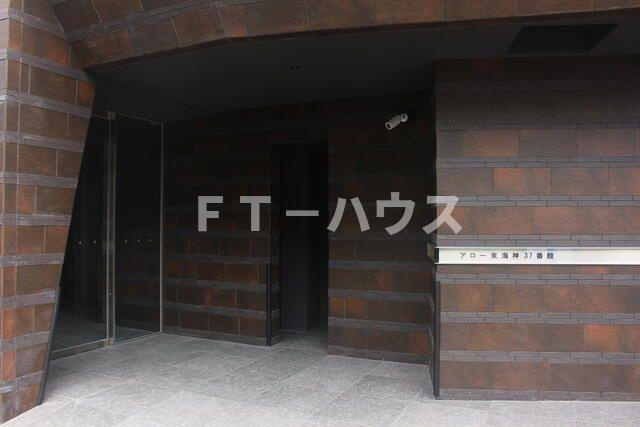 アロー東海神　３７番館のエントランス