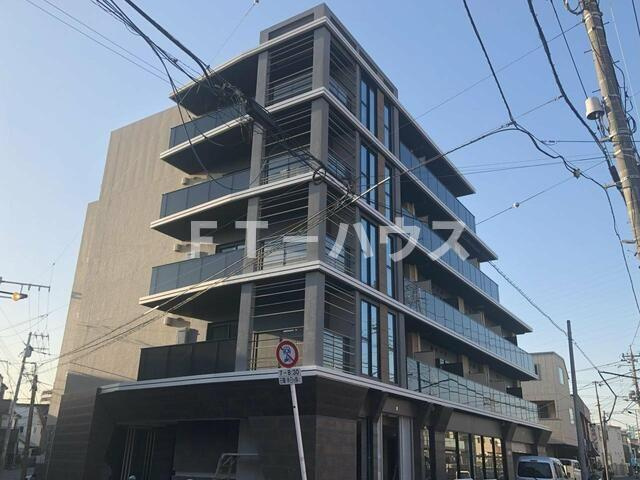 アロー東海神　３７番館の外観