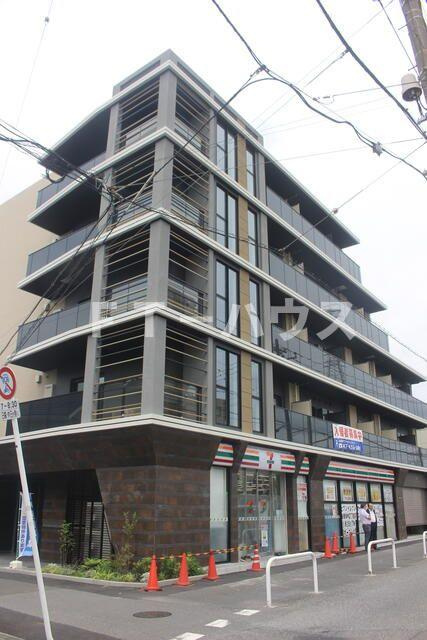 アロー東海神　３７番館のエントランス