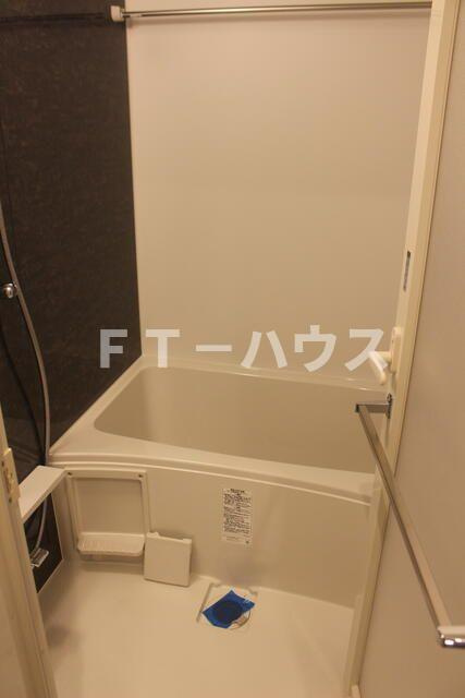 アロー東海神　３７番館の浴室