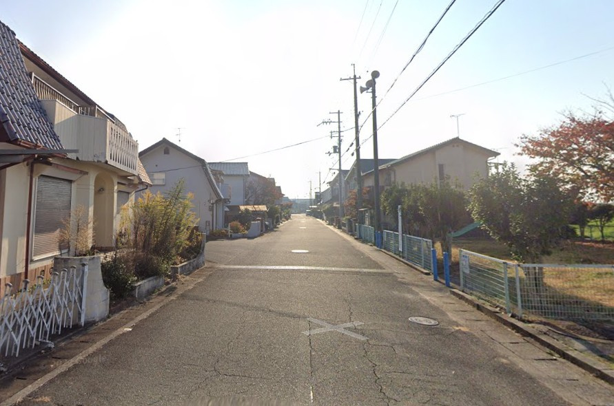 野洲市大畑　売土地の前面道路含む現地写真