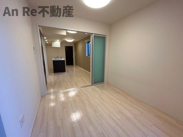 オーキッド　ハナ　の洋室