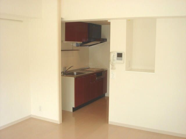 リヴェール三軒茶屋の洋室