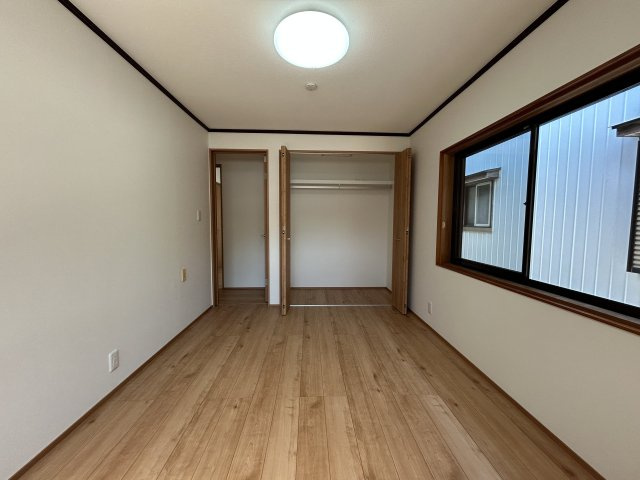 吾川郡いの町枝川　中古戸建の洋室|南東