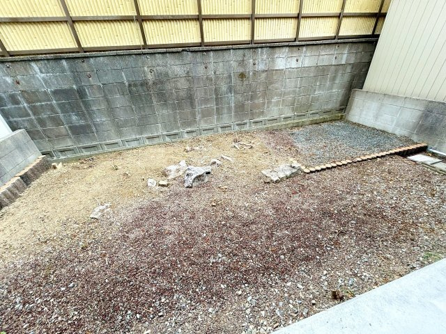 吾川郡いの町枝川　中古戸建の庭