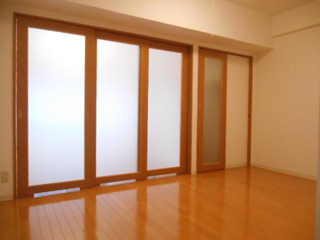 ベルクール豊中の居間・リビング