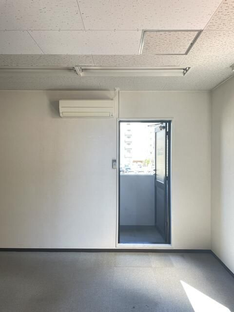 中町武井ビルの寝室