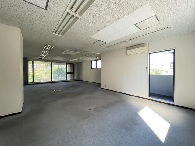 中町武井ビルの内装