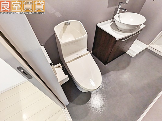 【トイレ】 | フレシールA | ※このお写真は同物件の別のお部屋のお写真です。現状優先