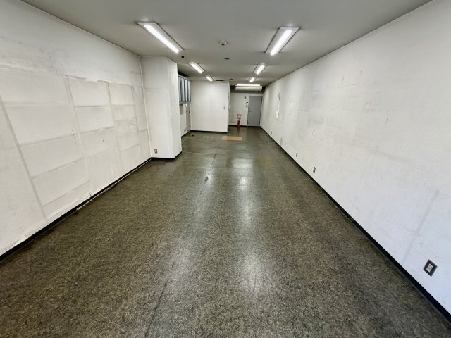 大阪市中央区上本町西１丁目の店舗事務所の内装