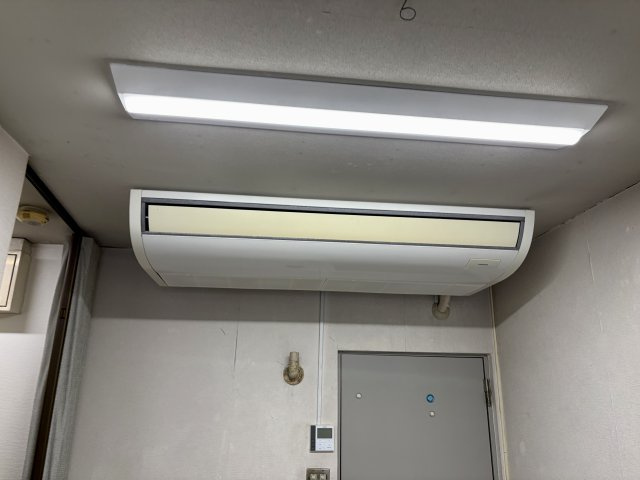 大阪市中央区上本町西１丁目の店舗事務所の設備