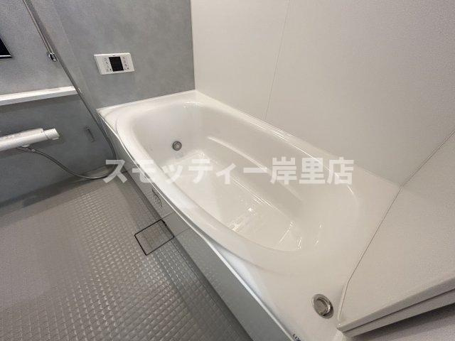 ロイジェント住之江公園の浴室