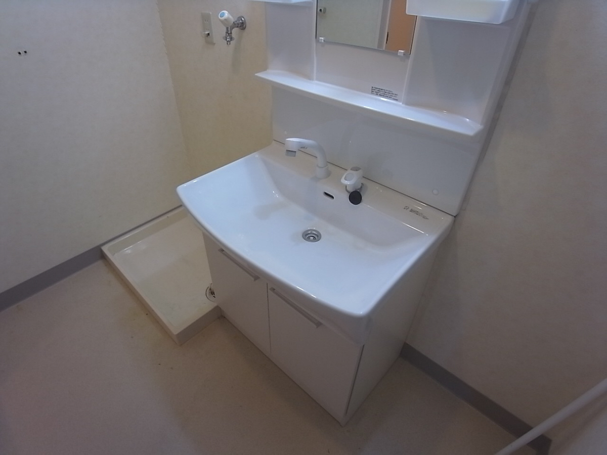 プラウクリエイトの洗面所