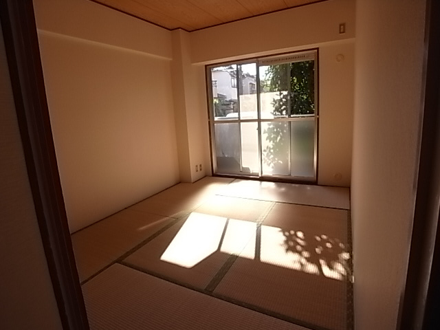 ウエストストリームの洋室