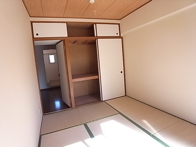 ウエストストリームの収納