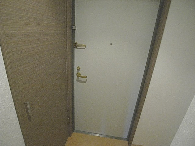 CASSIA住道の玄関