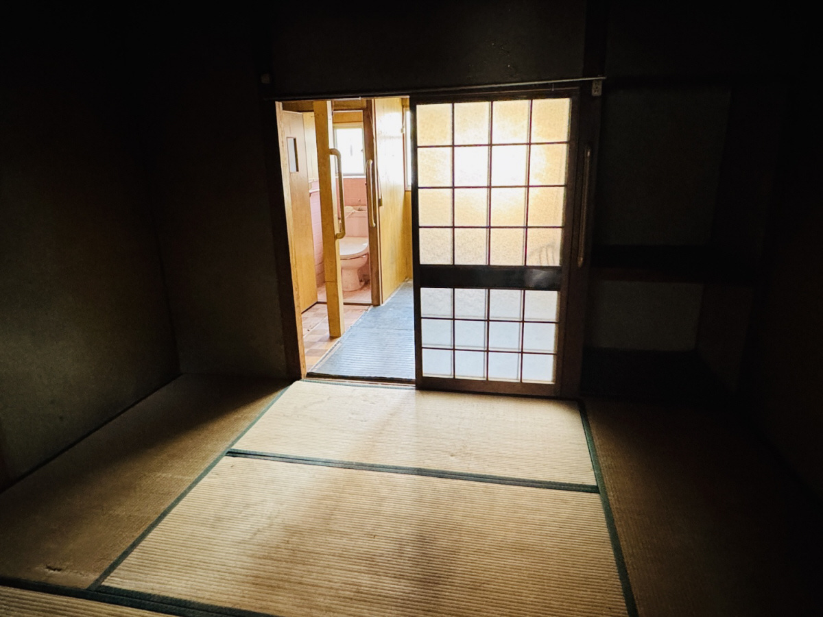 錦町貸家02の居間・リビング
