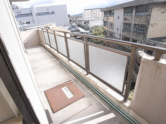 サンエス原田のバルコニー