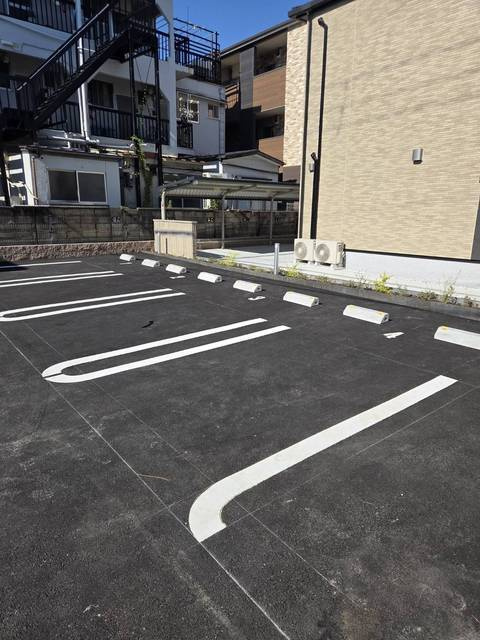 フランアンジュの駐車場