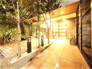 アヴァンツァーレ川崎イーストの外観
