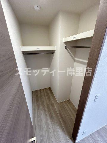 ロイジェント住之江公園の収納