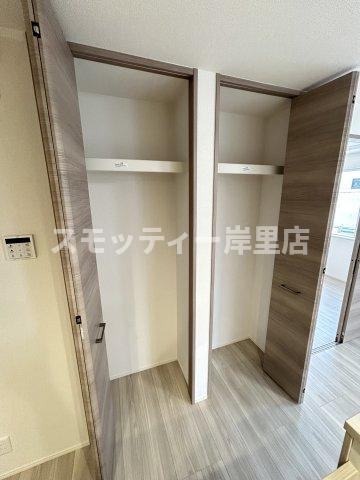 ロイジェント住之江公園の収納