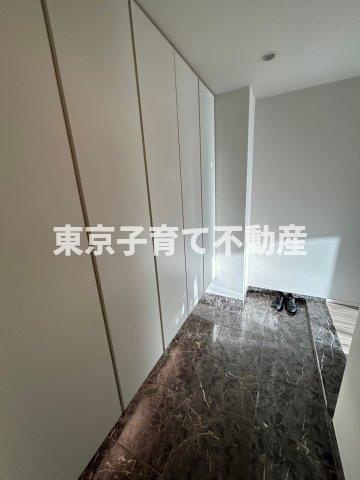 ブランズ文京小日向レジデンスの玄関